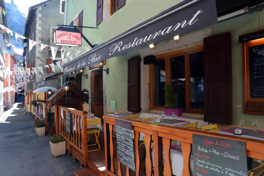 Briançon Auberge De La Paix מראה חיצוני תמונה