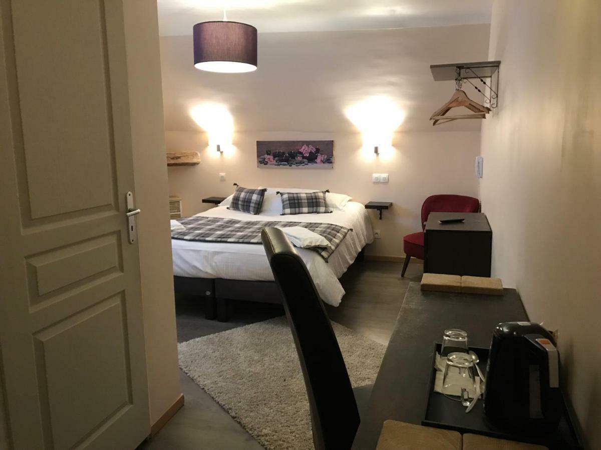 Briançon Auberge De La Paix מראה חיצוני תמונה