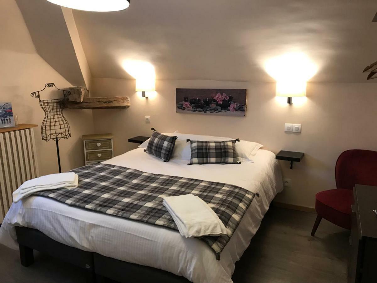 Briançon Auberge De La Paix מראה חיצוני תמונה