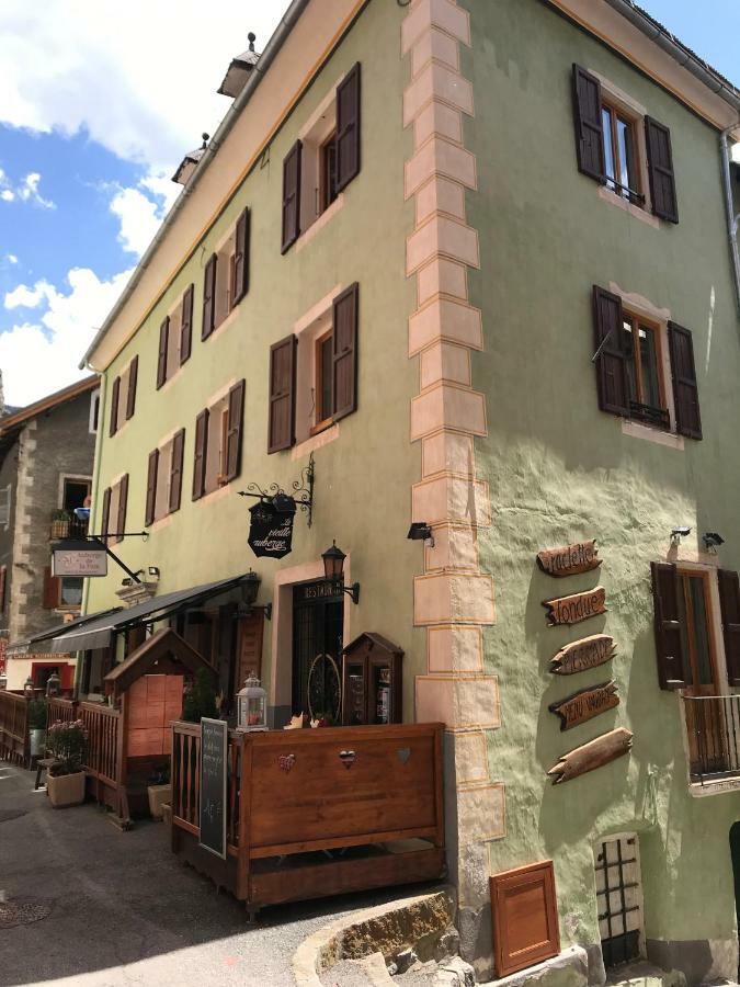 Briançon Auberge De La Paix מראה חיצוני תמונה