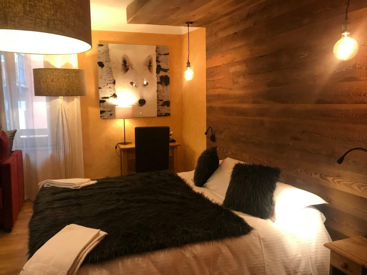 Briançon Auberge De La Paix מראה חיצוני תמונה